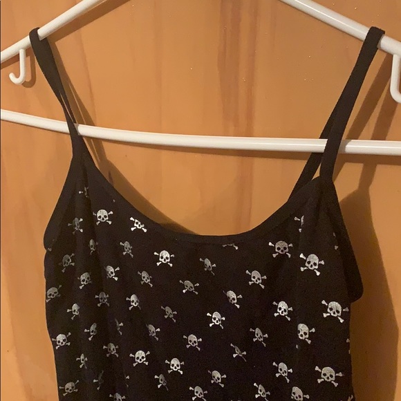 tank top - Picture 3 of 4